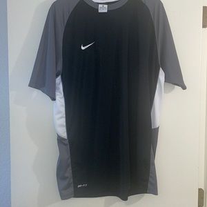 Nike dri-fit XL black/grey/white tee shirt